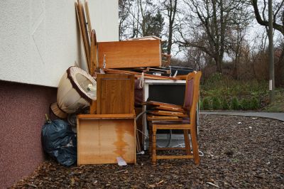 Outdoor Furniture Disposal in Auburn, CA
